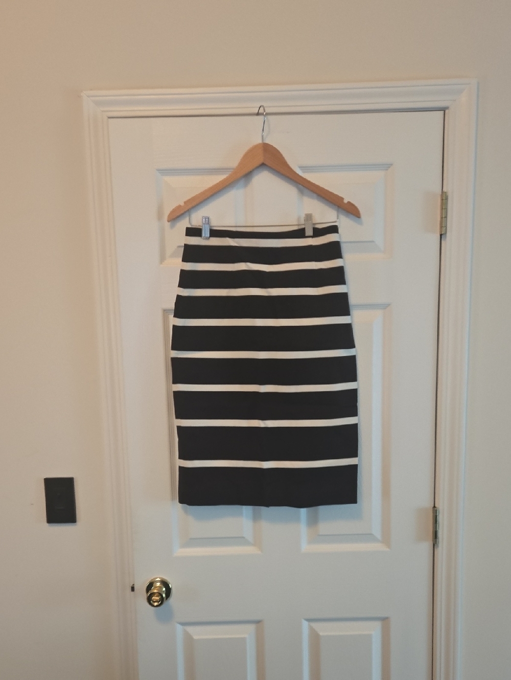 Banana Republic Black and White Striped Pencil Skirt